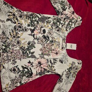 GUESS short Top